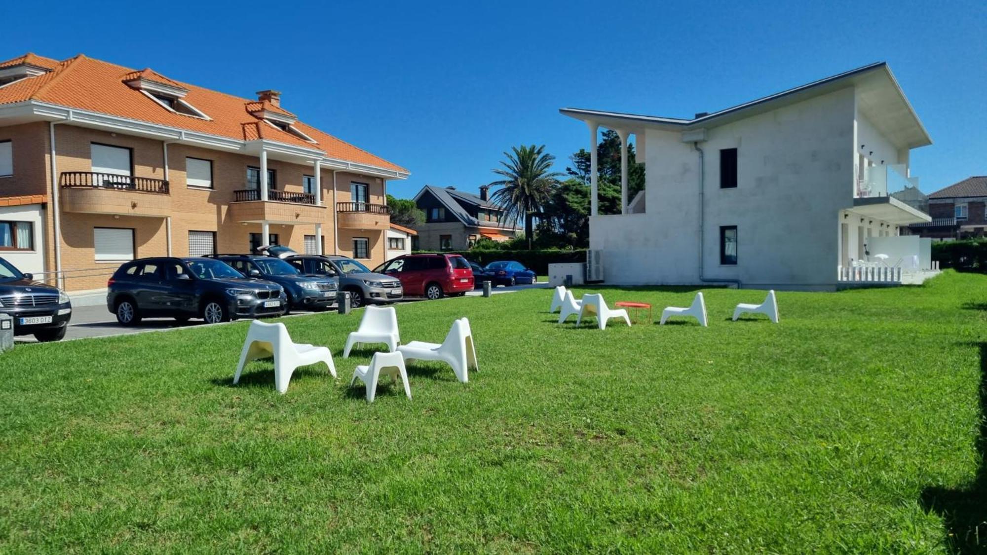Apartamentos La Canal Soto de la Marina Luaran gambar