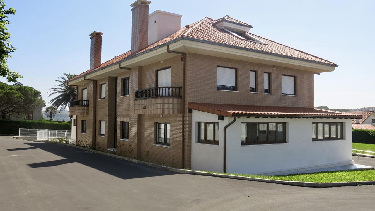 Apartamentos La Canal Soto de la Marina Luaran gambar