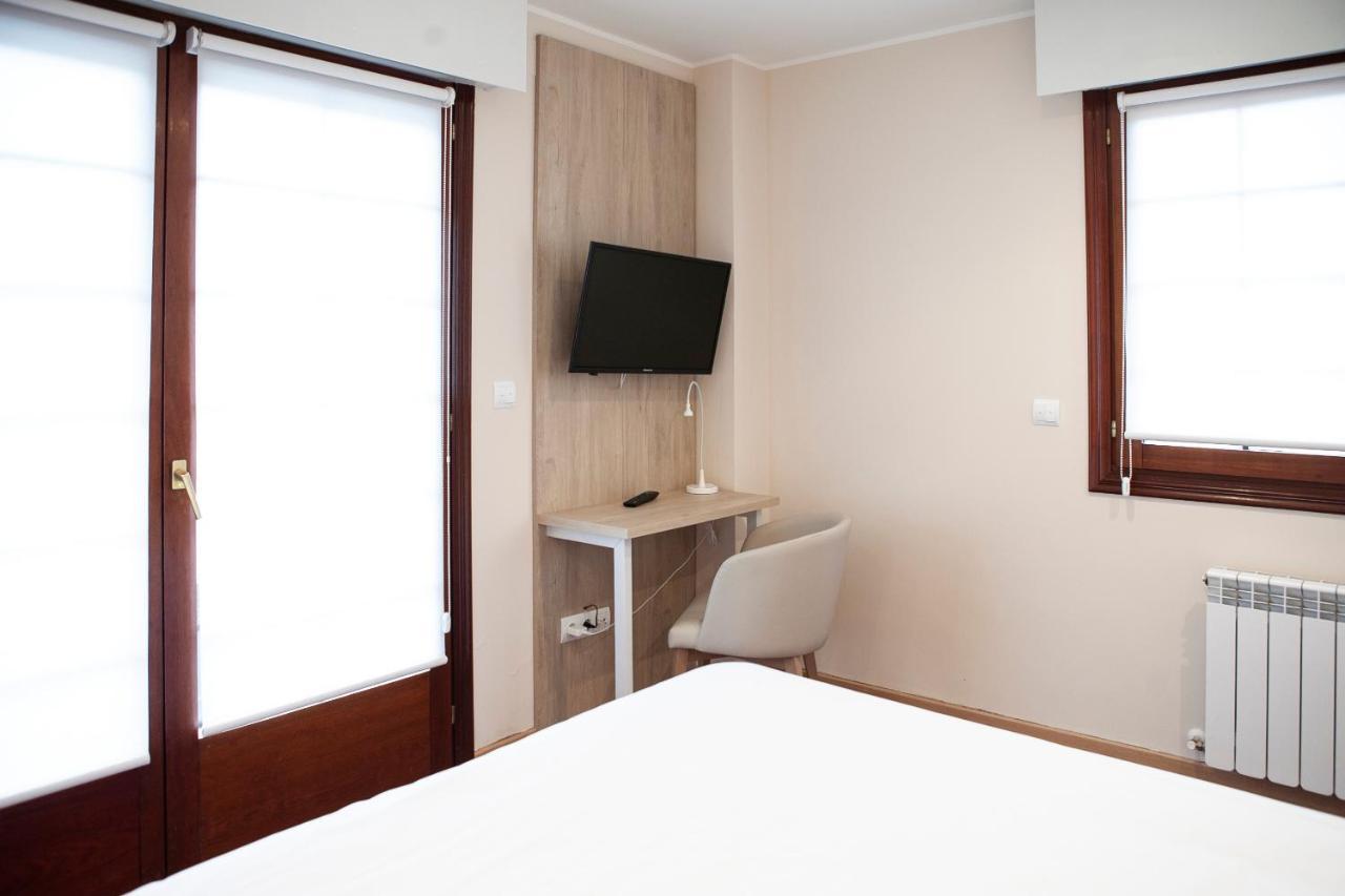 Apartamentos La Canal Soto de la Marina Luaran gambar
